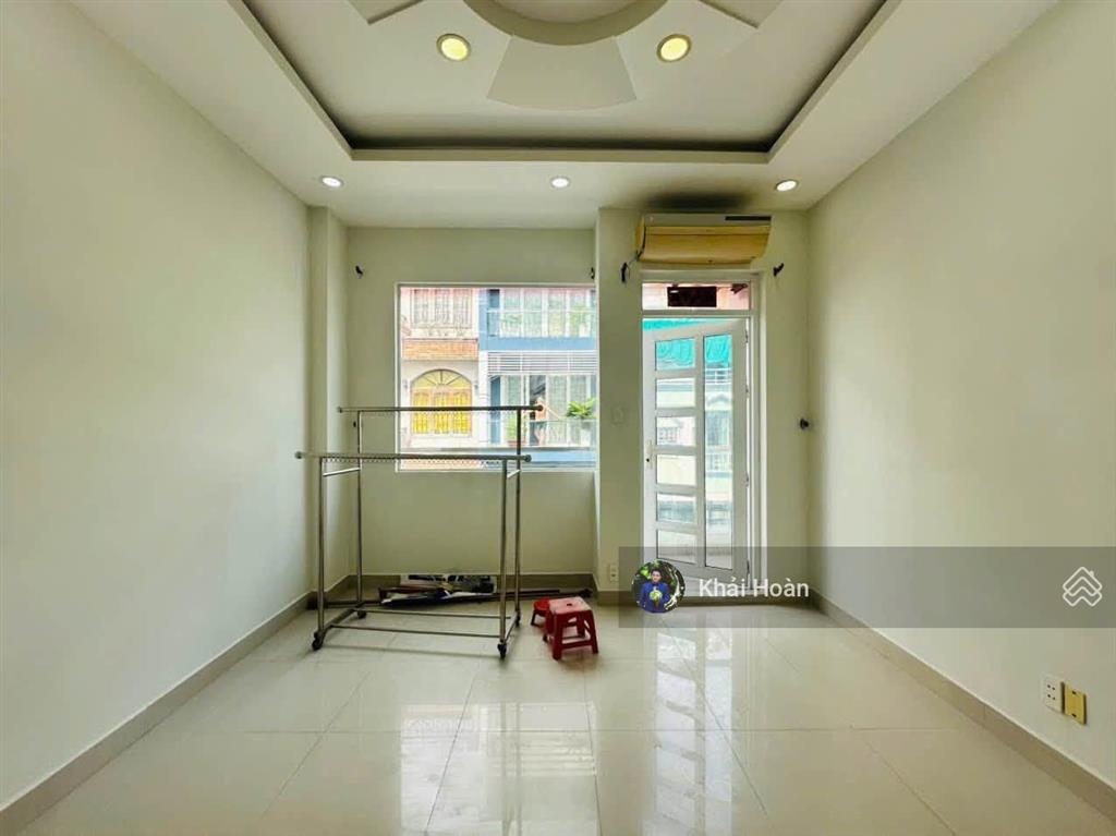 Nhà mt khu tên lửa, đường số 12, gần aoen, 4 x 10m, 1 trệt 1 lầu, giá tốt 6.5 tỷ, sổ hồng
