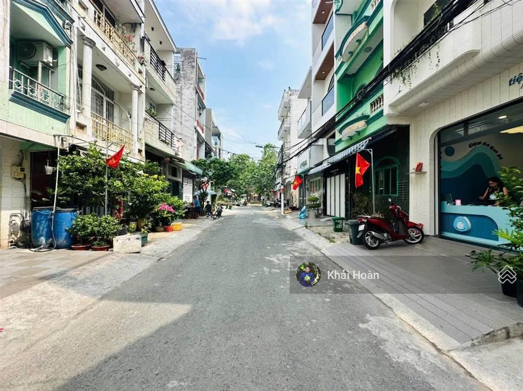 Nhà mt khu tên lửa, đường số 12, gần aoen, 4 x 10m, 1 trệt 1 lầu, giá tốt 6.5 tỷ, sổ hồng