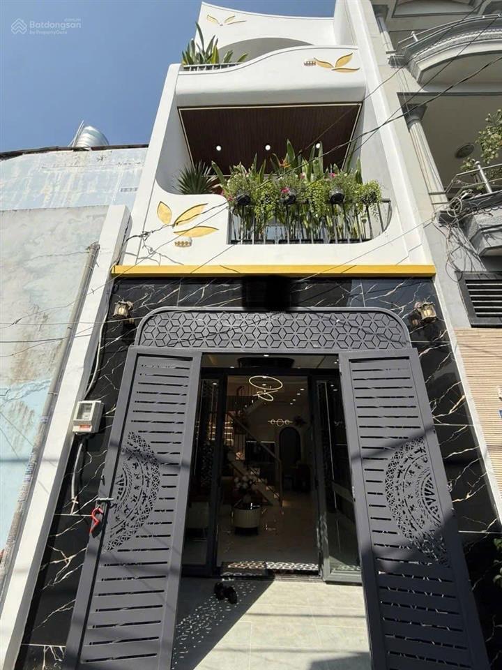 Sos! bán nhà đoàn văn bơ, phường 16, quận 4, giá tốt chỉ 2tỷ750 tl sổ riêng hxh