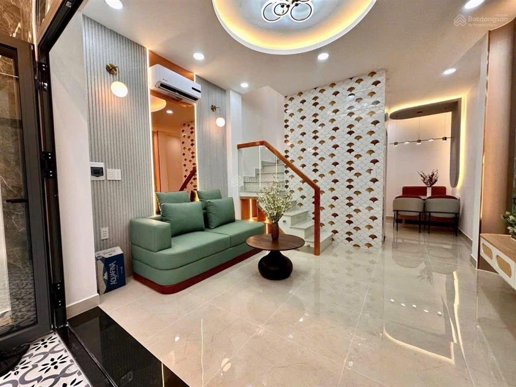 Sos!! bán nhà ngộp siêu phẩm ngay xô viết nghệ tĩnh, phường 21, bình thạnh, sổ riêng giá chỉ 3tỷ05