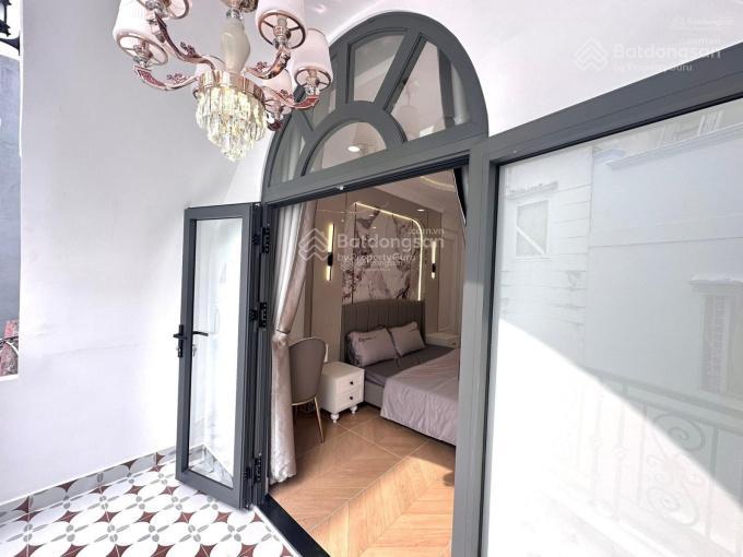 Bán nhà đẹp ngay phan xích long, phường 3, phú nhuận, 4 tầng, giá chỉ 4tỷ75 tl, sổ riêng hẻm xe hơi