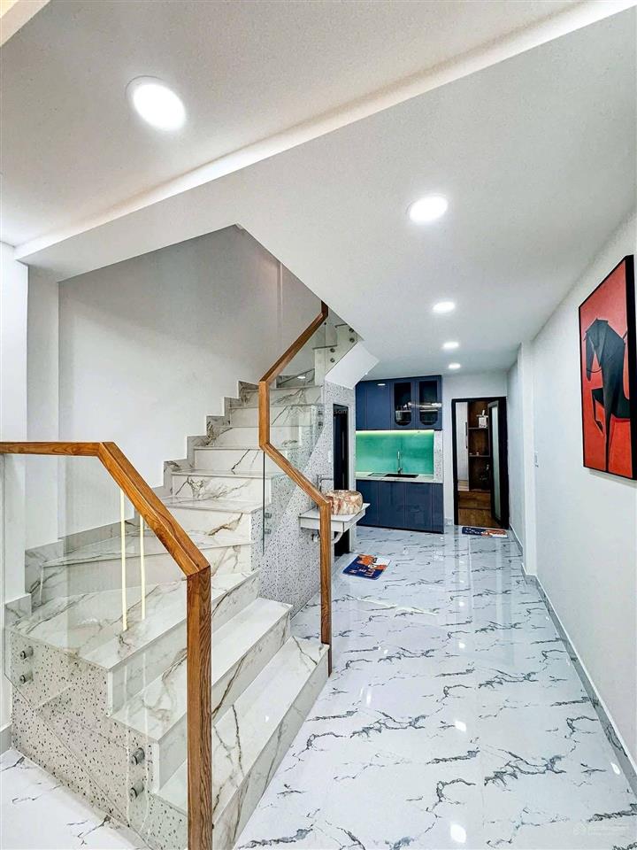Cần bán gấp nhà ở vòng xoay điện biên phủ  36m2  quận 1  sổ hồng riêng  hẻm to