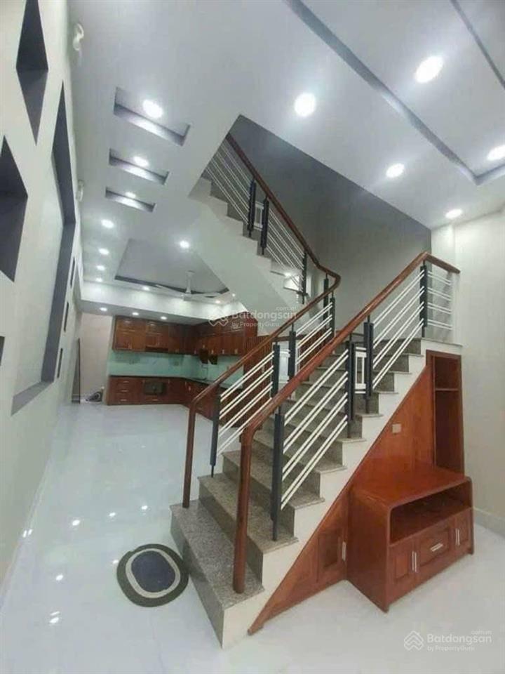 Bán nhà 2 tầng ngay quang trung, phường 8, gò vấp, hẻm xe hơi, sổ riêng