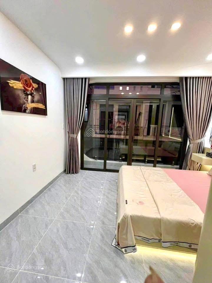 Bán nhà hẻm xe hơi 1/ nguyễn duy dương, phường 9 quận 10. dt 4x10m. giá 3.7 tỷ thương lượng