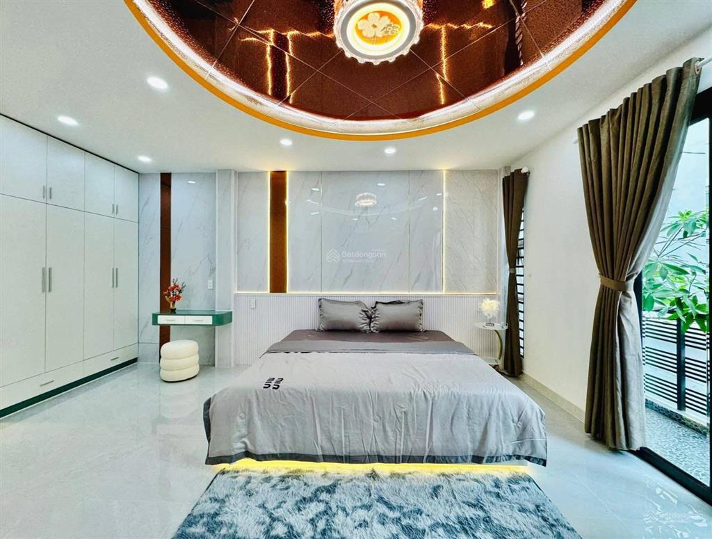 Bán gấp nhà phố khu an ninh ngay phạm văn chiêu, phường 9, gò vấp, sổ riêng hẻm xe hơi 4m