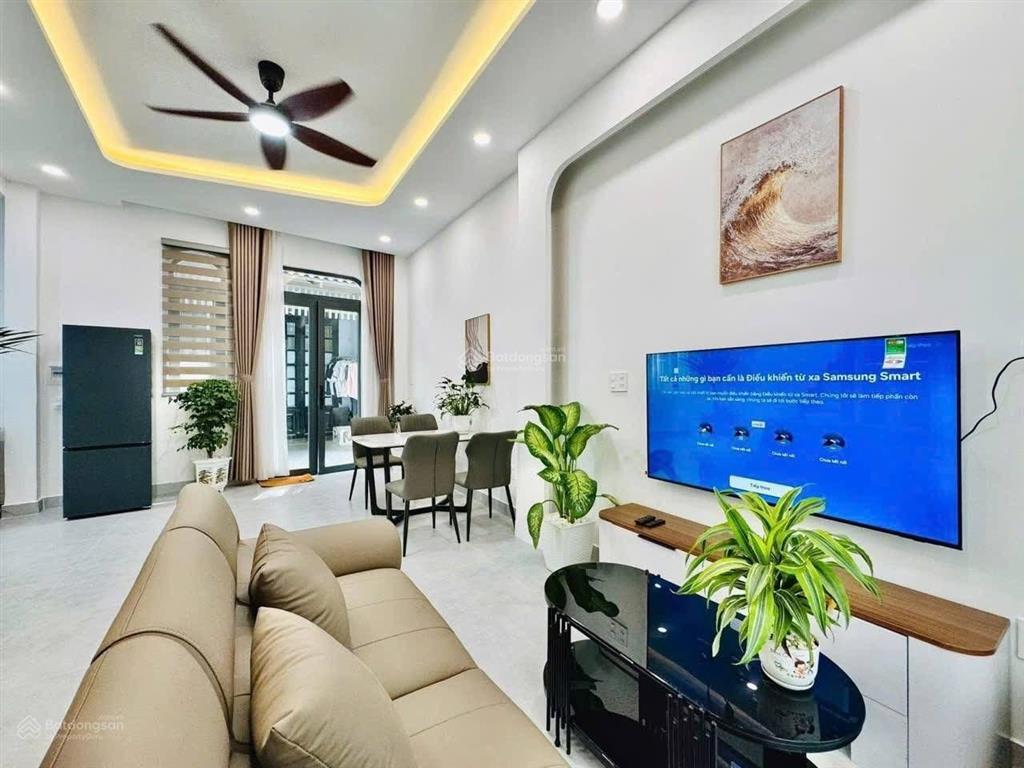 Nhà siêu đẹp ngay gò vấp, quang trung 51,6m², sổ riêng hẻm oto
