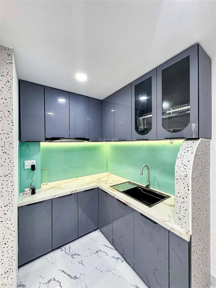 Cần bán gấp nhà ở vòng xoay điện biên phủ  36m2  quận 1  sổ hồng riêng  hẻm to