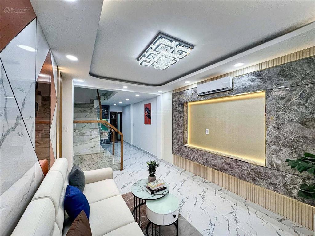 Cần bán gấp nhà ở vòng xoay điện biên phủ  36m2  quận 1  sổ hồng riêng  hẻm to