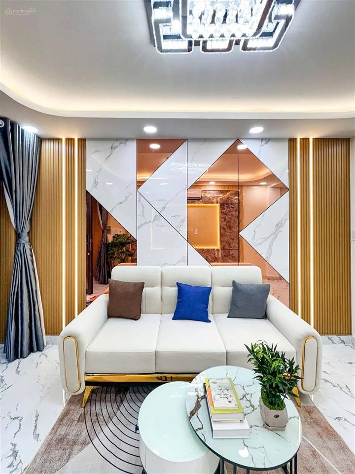 Cần bán gấp nhà ở vòng xoay điện biên phủ  36m2  quận 1  sổ hồng riêng  hẻm to