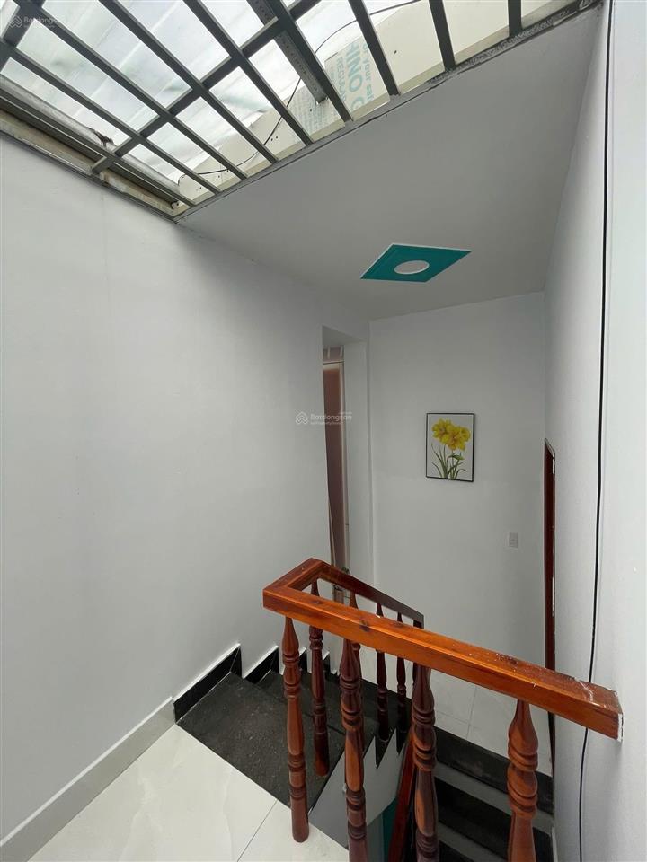 Bán nhà siêu đẹp ngay nguyễn đình chiểu, quận 3, 40m2, sổ riêng, hẻm oto