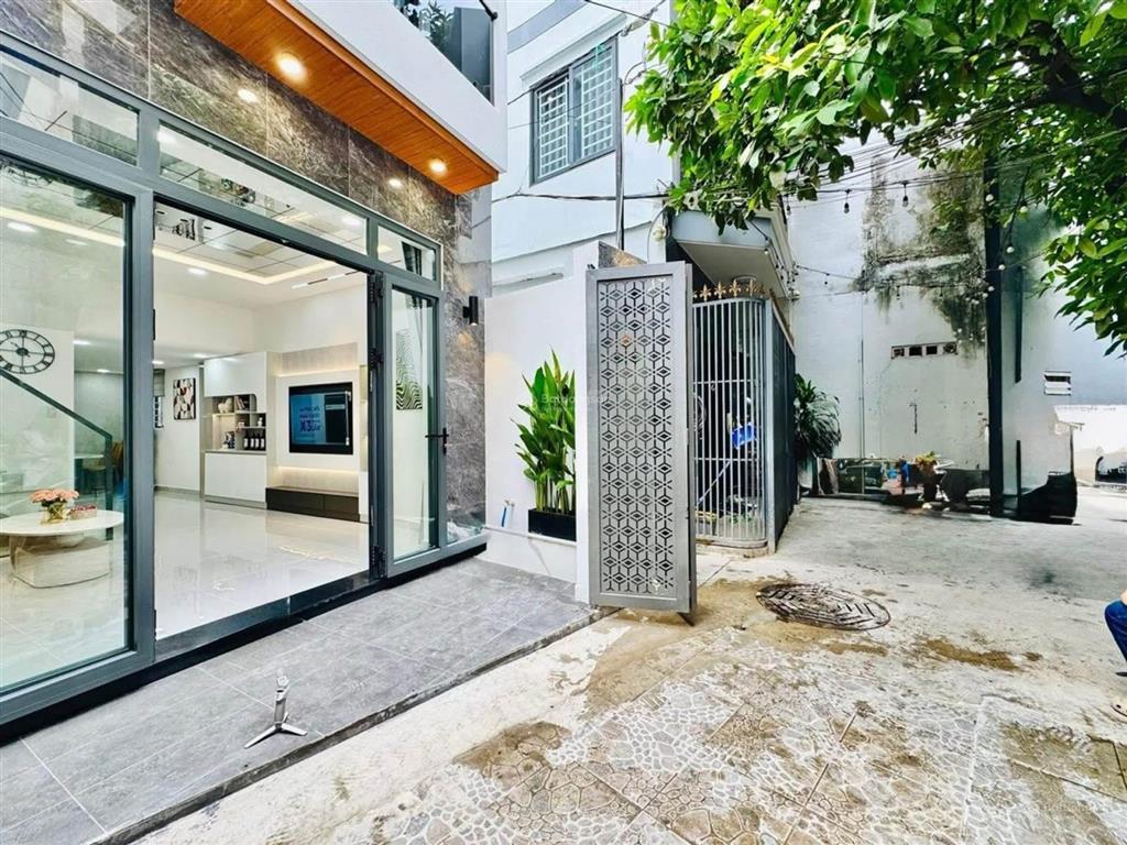 Cần bán gấp nhà ở vòng xoay điện biên phủ  36m2  quận 1  sổ hồng riêng  hẻm to
