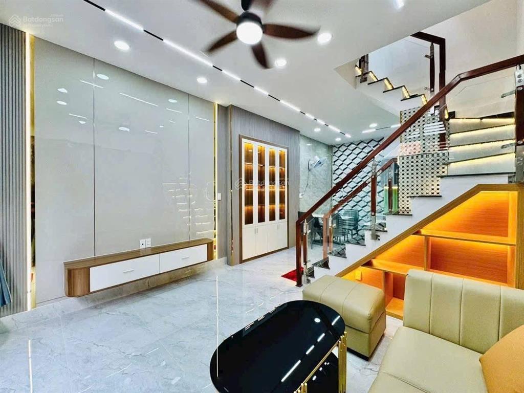 Sang tên liền trong ngày! bán nhà nguyễn trọng tuyển, phường 2, tân bình  50m², sổ riêng