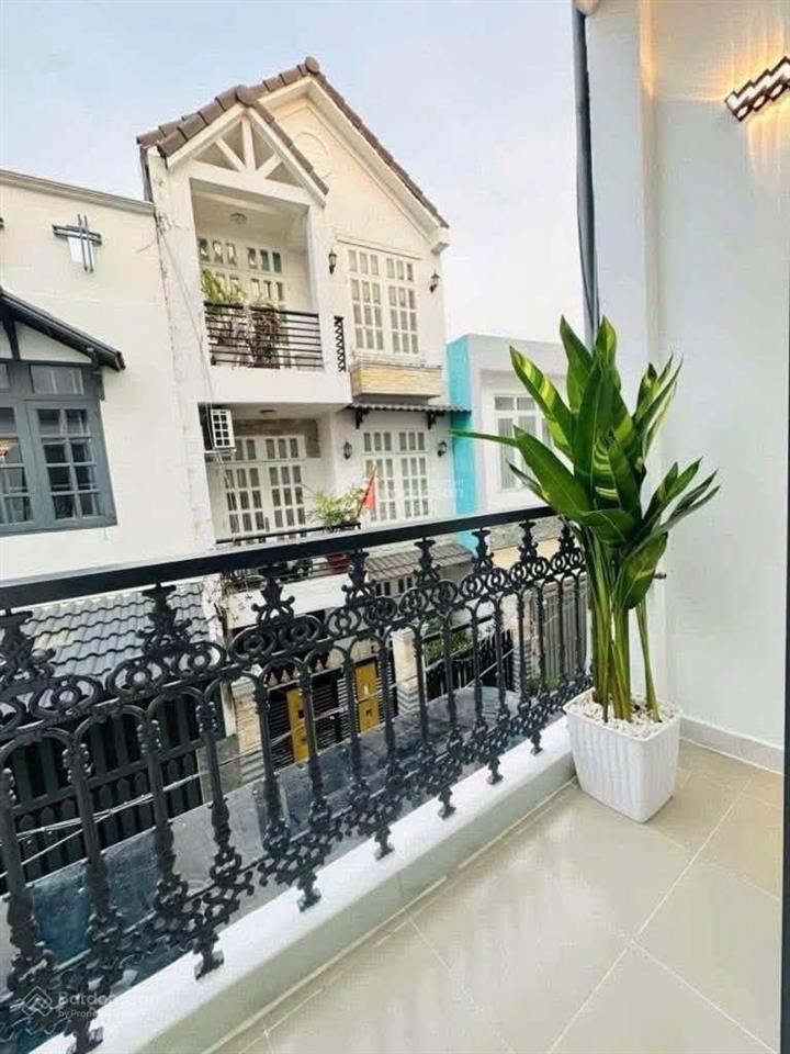 Bán nhà huỳnh tấn phát, p tân thuận, quận 7 sát vincom nam long, hẻm oto, ngang 4m 3,5tỷ, sổ riêng