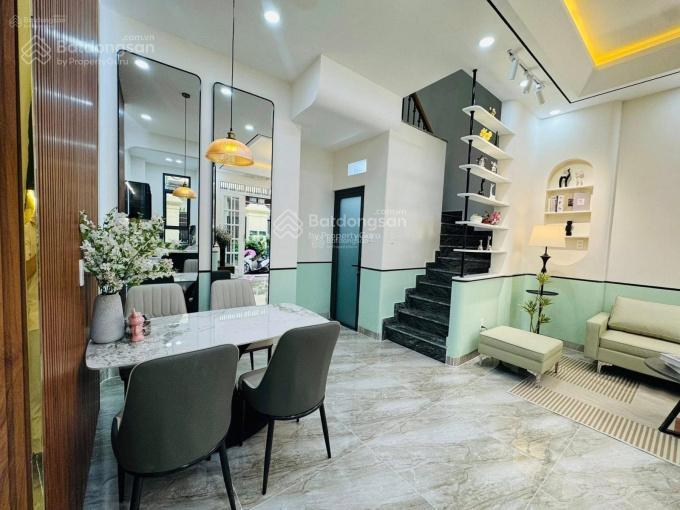 Kẹt tiền bán gấp! âu dương lân phường rạch ông, quận 8 gần aeon cao lỗ  55m²  sổ riêng