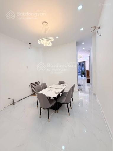 Gấp! bán gấp nhà đ. nguyễn biểu, phường 1, quận 5. 40m2, gần trường đh sài gòn