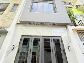 Gấp! bán gấp nhà đ. nguyễn biểu, phường 1, quận 5. 40m2, gần trường đh sài gòn