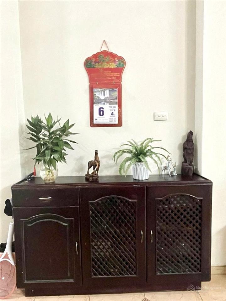 Bán gấp nhà mặt phố võ văn dũng  hoàng cầu, hiếm đẹp, 35m2 chỉ 16,2 tỷ