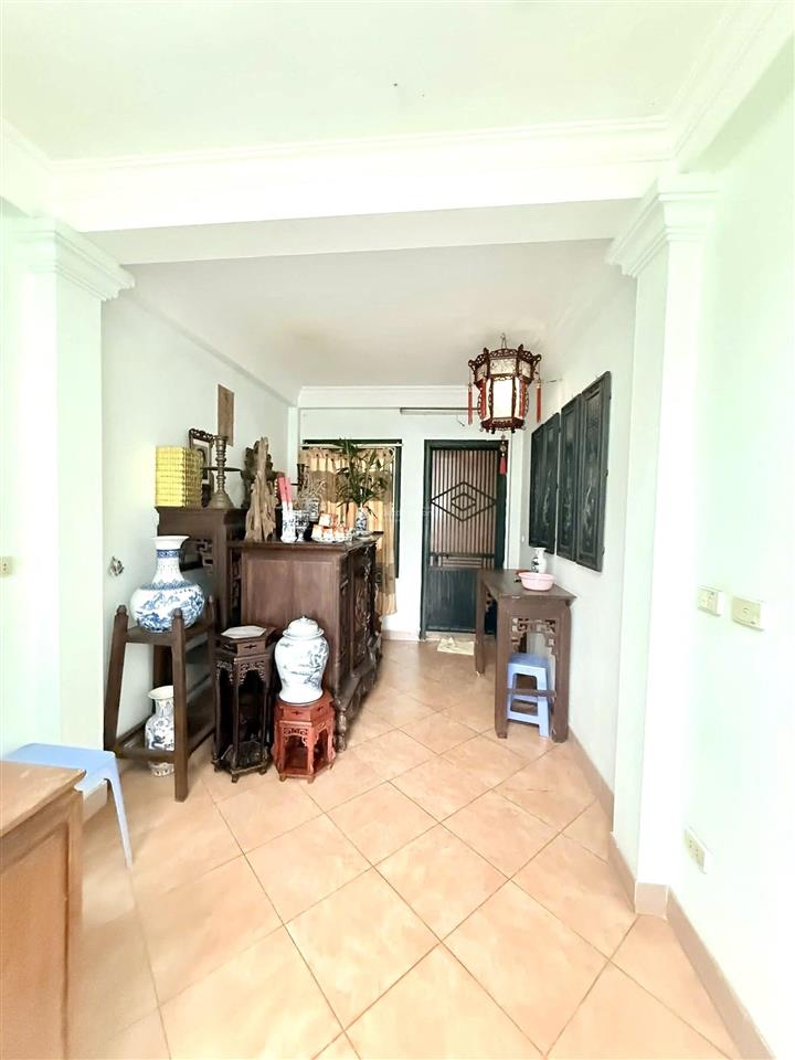 Bán gấp nhà mặt phố võ văn dũng  hoàng cầu, hiếm đẹp, 35m2 chỉ 16,2 tỷ