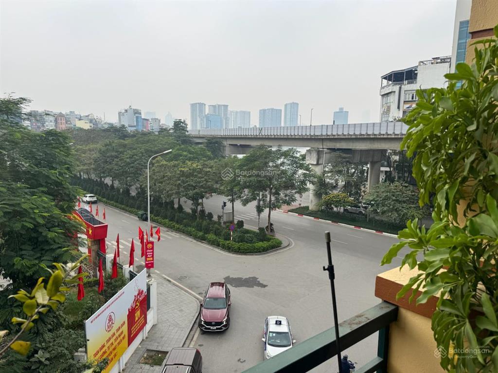 Bán nhà mặt phố trần quang diệu gần quận uỷ, vỉa hè oto tránh, 35m2 x 6 tầng chỉ 23,5 tỷ