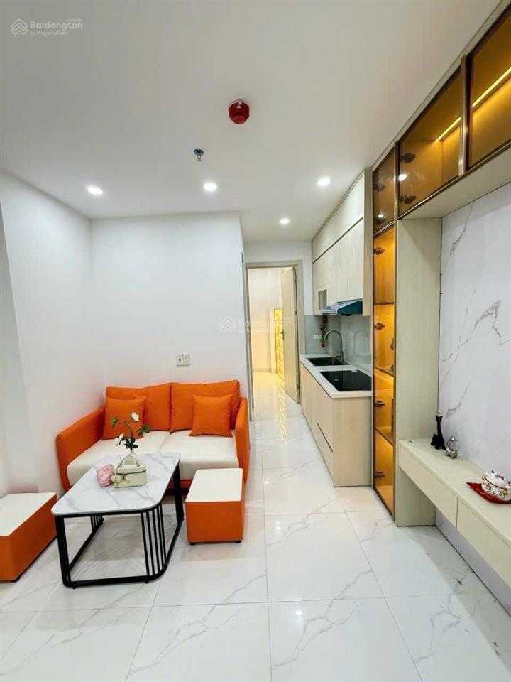 Cho thuê phòng tầng 2 ccmn mới xây ngõ 19 đông tác, gần vincom phạm ngọc thạch chỉ 10tr/tháng.