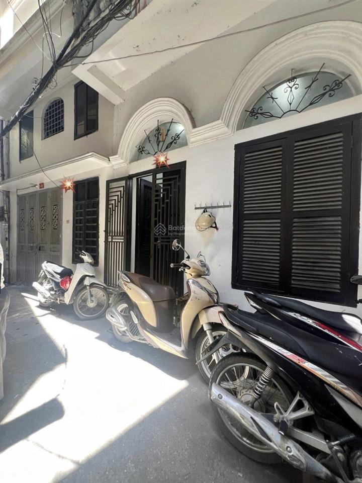 Giá tốt đống đa, nhà đẹp khâm thiên, 100m ra phố, bagac đua, 35m²*4t chỉ 8,3 tỷ