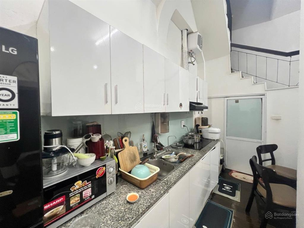 Giá tốt đống đa, nhà đẹp khâm thiên, 100m ra phố, bagac đua, 35m²*4t chỉ 8,3 tỷ