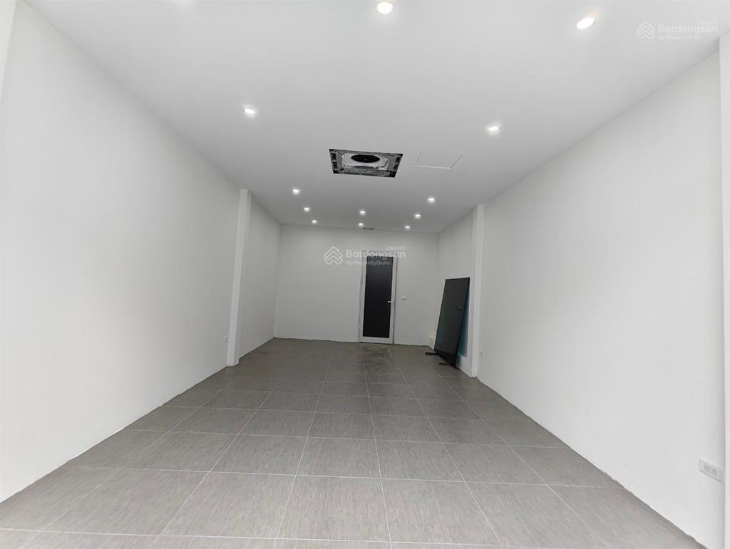 Hàng hiếm! tòa building mặt phố hào nam 7 tầng thang máy thông sàn, 50m2/sàn chỉ 40 tỷ