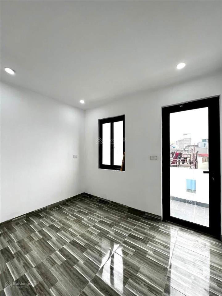 Nhà xây mới 7 tầng thang máy phố nguyễn lương bằng thông hoàng cầu, 35m2 mt 5m, chỉ 9,8 tỷ
