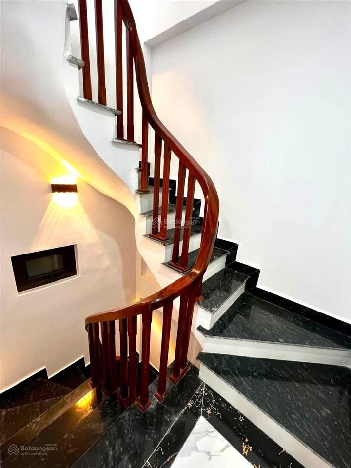 Nhà xây mới 7 tầng thang máy phố nguyễn lương bằng thông hoàng cầu, 35m2 mt 5m, chỉ 9,8 tỷ