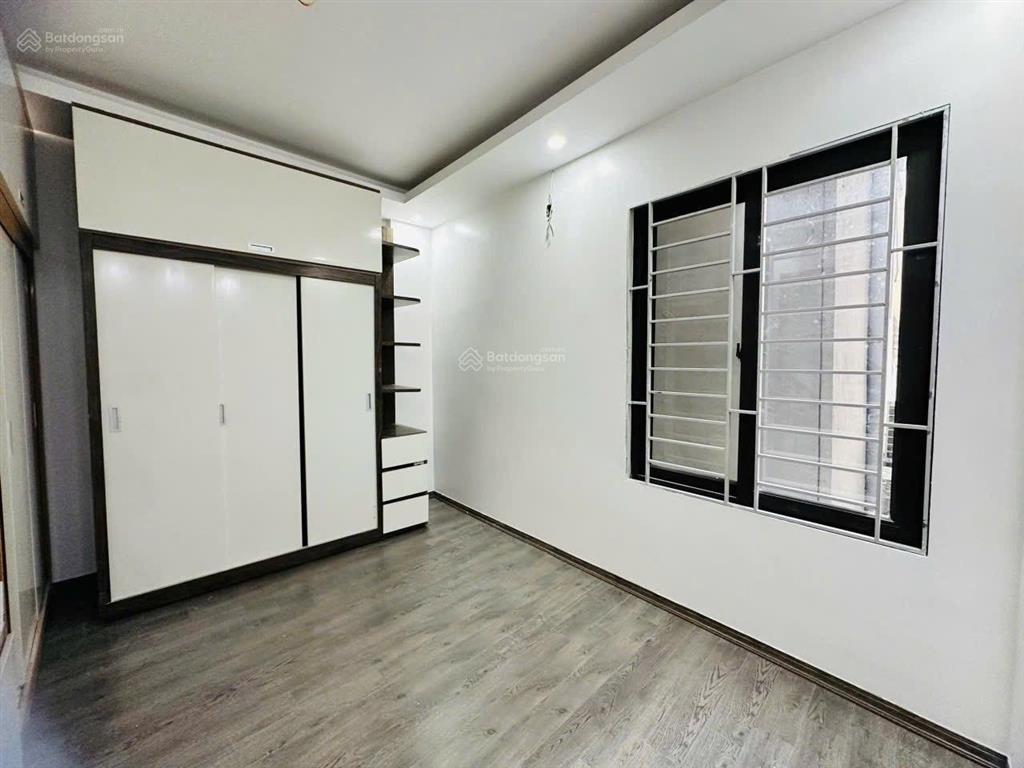 Người thân gửi bán căn nhà rẻ đẹp ở 514 thụy khuê, tây hồ 45m2 x 6 tầng, chỉ 9,2 tỷ