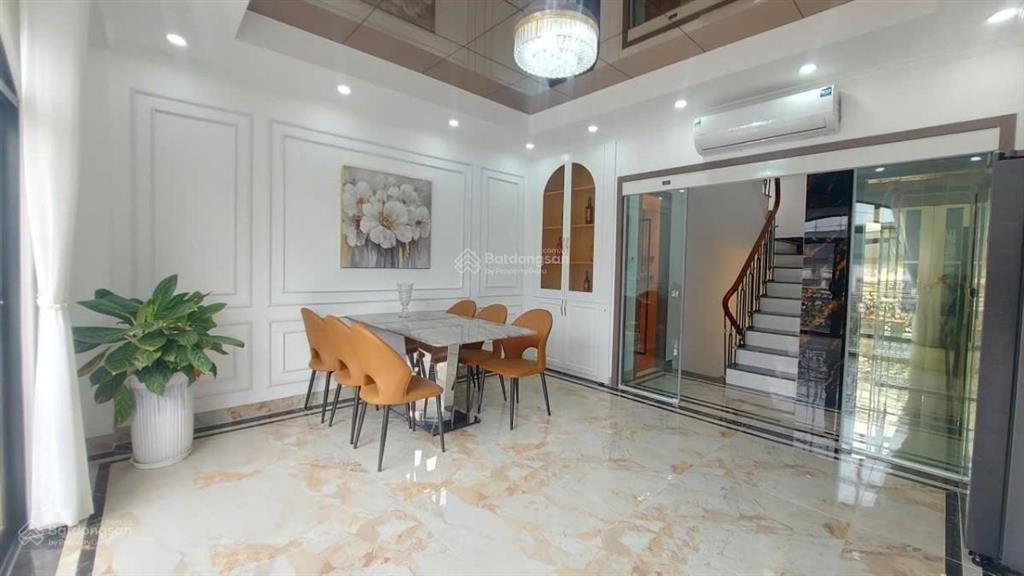 Nhà mới mặt phố đại la đẹp xuất sắc, nội thất đẳng cấp châu âu, không qh 40m2 x 7ttm chỉ 26,5 tỷ