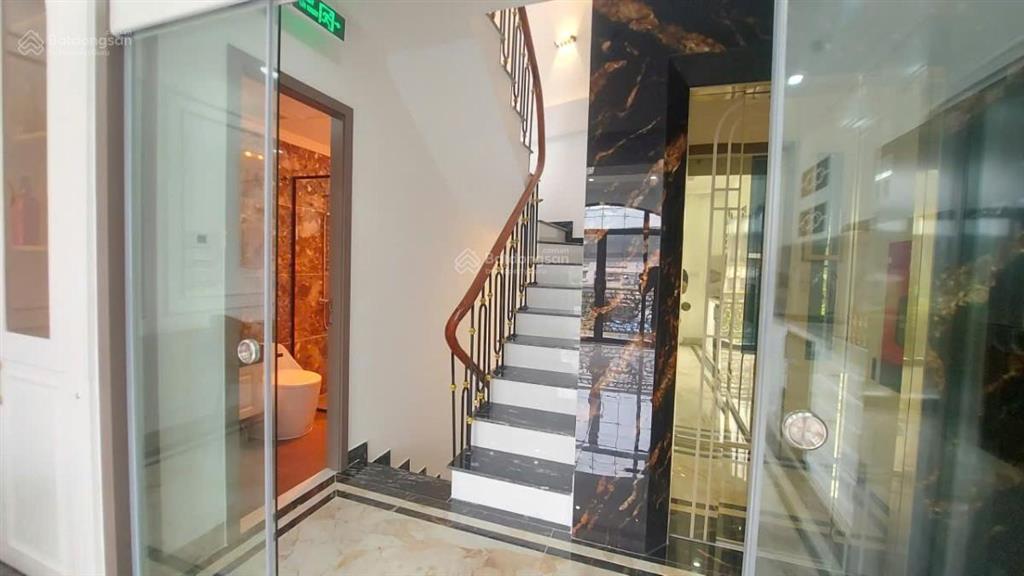 Nhà mới mặt phố đại la đẹp xuất sắc, nội thất đẳng cấp châu âu, không qh 40m2 x 7ttm chỉ 26,5 tỷ