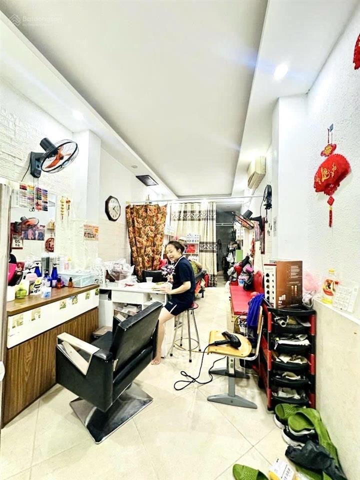 Bán nhà mặt ngõ thông kinh doanh phố trường chinh 100m ra ngã tư sở 30m2 x 4 tầng chỉ 8,5 tỷ