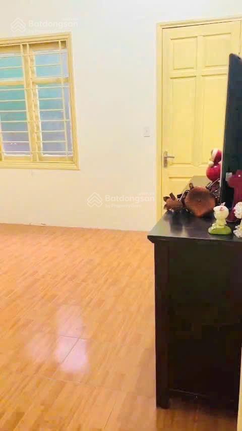 Cho thuê nguyên căn nhà cực đẹp, lô góc mặt ngõ oto tránh, phố vip xã đàn 50m2 x 4 tầng 20tr/tháng