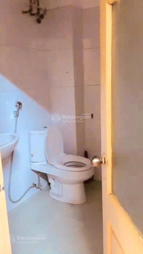 Cho thuê nguyên căn nhà cực đẹp, lô góc mặt ngõ oto tránh, phố vip xã đàn 50m2 x 4 tầng 20tr/tháng
