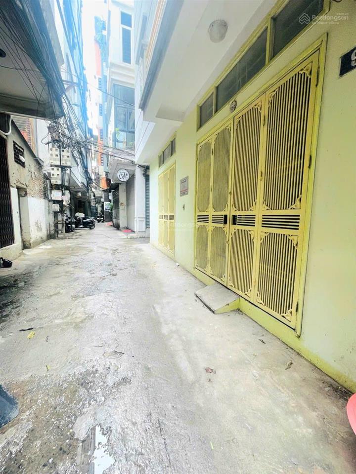 Cho thuê nguyên căn nhà cực đẹp, lô góc mặt ngõ oto tránh, phố vip xã đàn 50m2 x 4 tầng 20tr/tháng