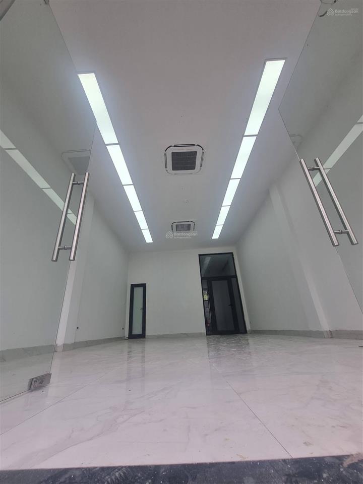 Cho thuê nhà mặt phố nguyễn xiển 7 tầng thang máy, 100m2/sàn, thuê từ tầng 1 đến tầng 4, giá 50tr