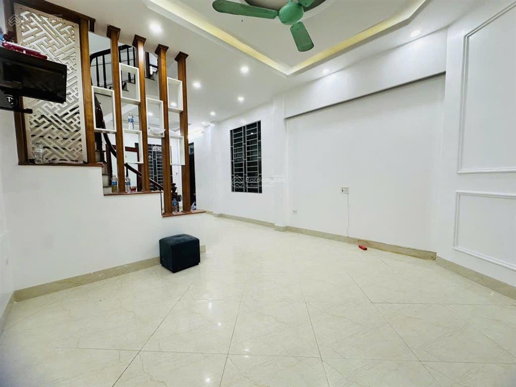 Siêu phẩm đẹp long lanh có 1 0 2, giá đầu tư 45m2 x 6 tầng 7 ngủ ngõ 514 thụy khuê chỉ 8,9 tỷ