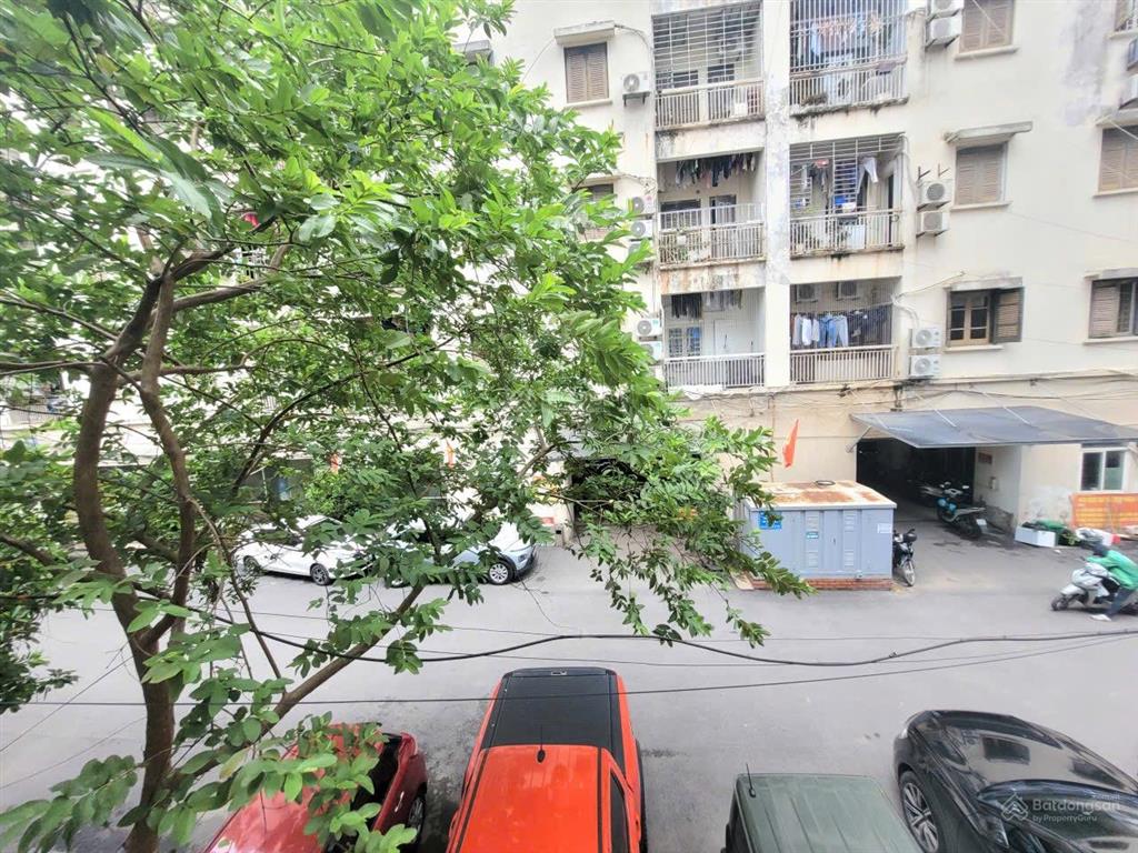 Cho thuê nguyên căn nhà khu phân lô vip nghĩa đô 65m2 x 2 tầng thông sàn chỉ 13tr/tháng