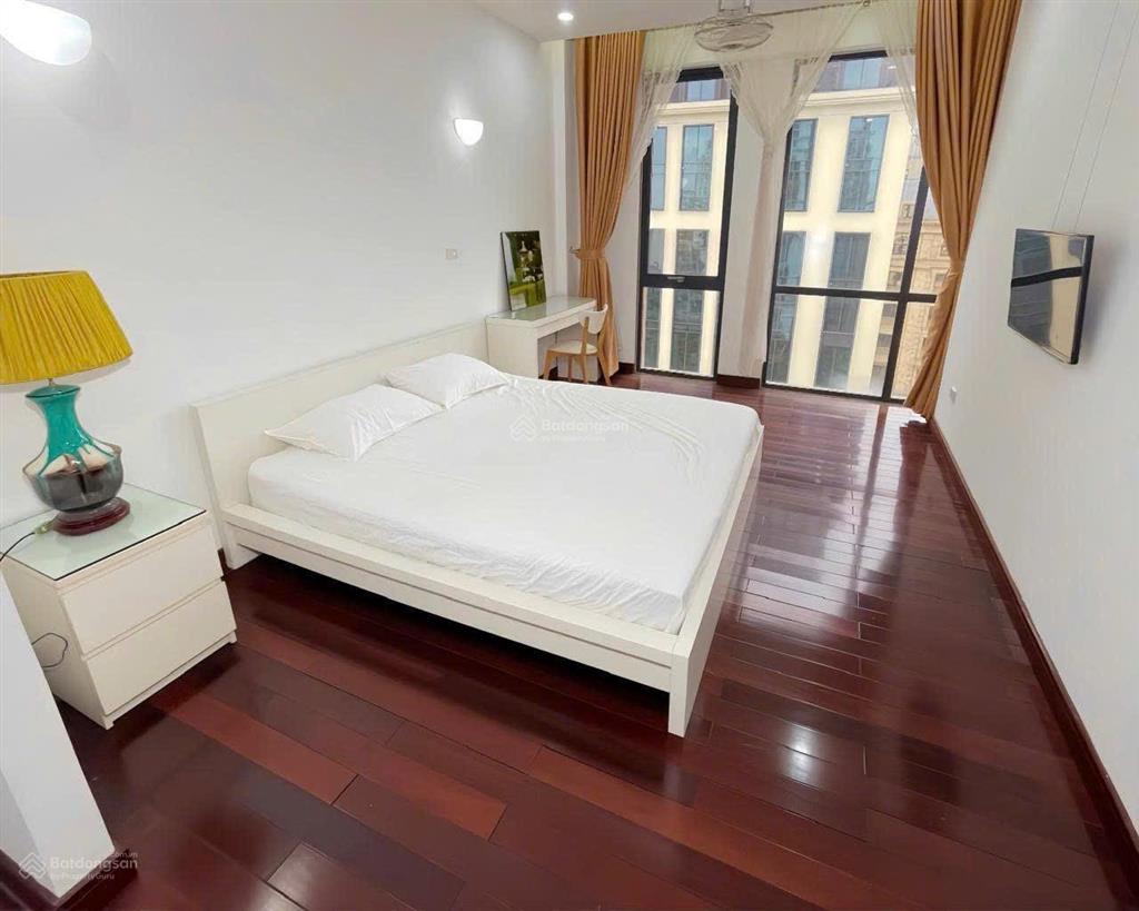 Chính chủ cho thuê chung cư cao cấp siêu vip mặt phố triệu việt vương 100m2 2 ngủ giá 25tr/tháng