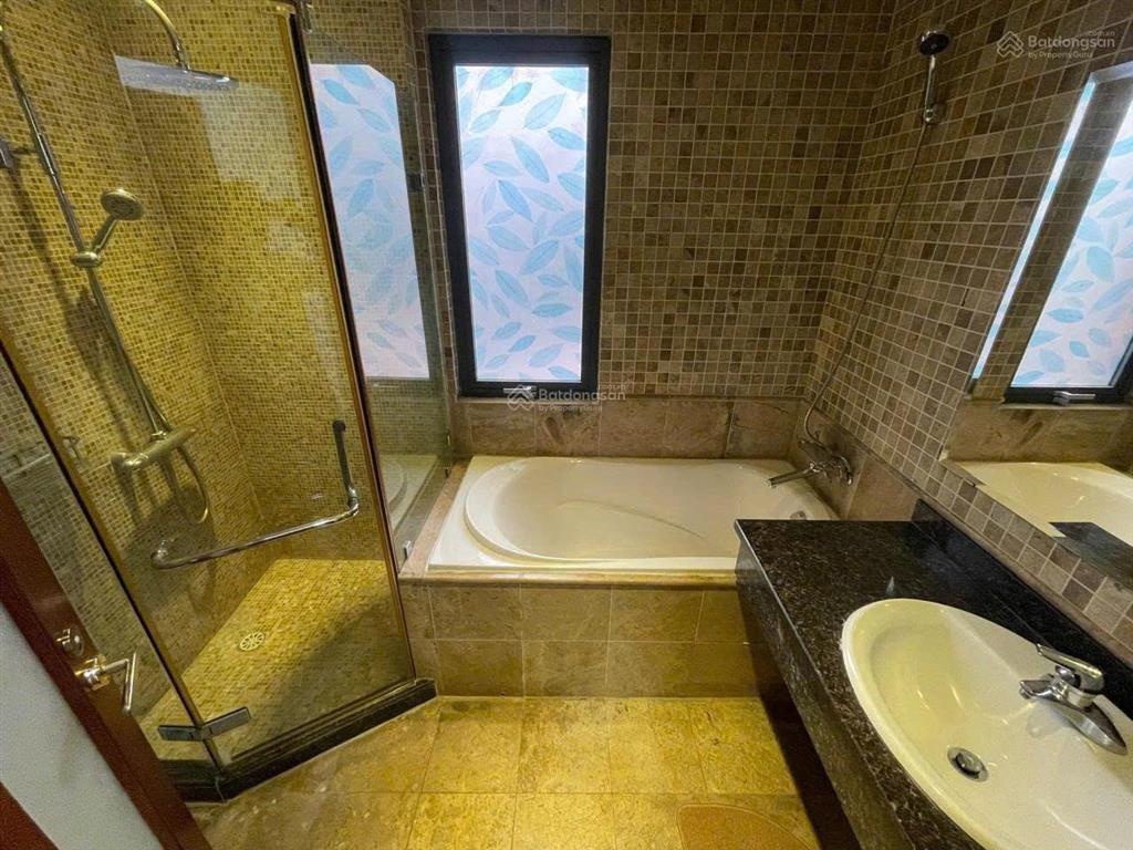 Chính chủ cho thuê chung cư cao cấp siêu vip mặt phố triệu việt vương 100m2 2 ngủ giá 25tr/tháng