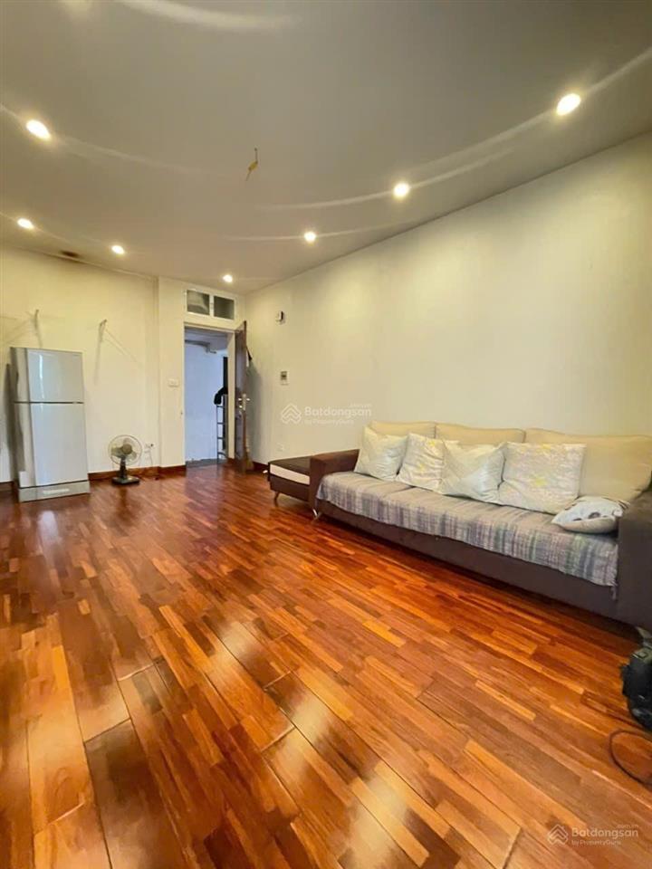 Cho thuê phòng trọ phố đại la, gần trường đh bách khoa, kinh tế, xây dựng 40m2 giá 6,5tr