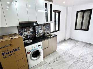 Cho thuê ccmn mới phố tây sơn full đồ 2 ngủ giá 9,5tr/tháng