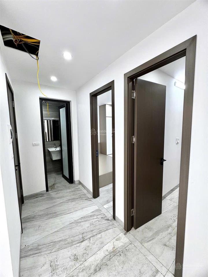 Cho thuê ccmn mới phố tây sơn full đồ 2 ngủ giá 9,5tr/tháng