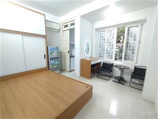 Cho thuê ccmn phố trần hữu tước 20m2 mặt phố, cửa sổ full đồ 5tr/tháng
