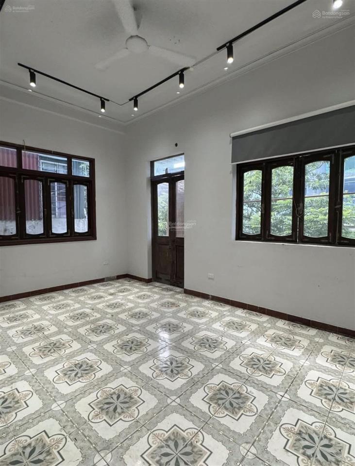 Cho thuê nhà nguyên căn ngõ 167 tây sơn  đống đa oto tránh giá 20tr/tháng