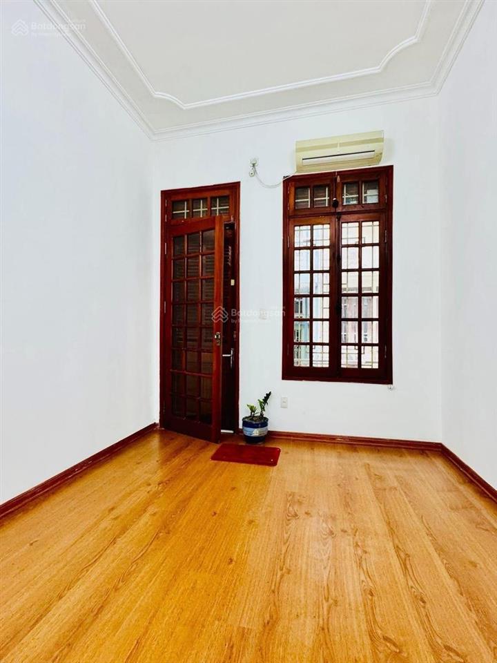 Bán nhà phân lô 2 mặt ngõ phố nguyễn lương bằng cạnh vườn hoa 1.6 sổ 60m2 chỉ 13,9 tỷ
