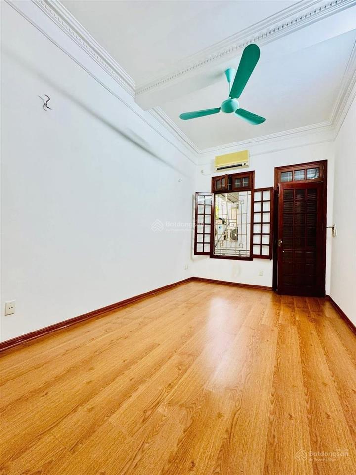 Bán nhà phân lô 2 mặt ngõ phố nguyễn lương bằng cạnh vườn hoa 1.6 sổ 60m2 chỉ 13,9 tỷ