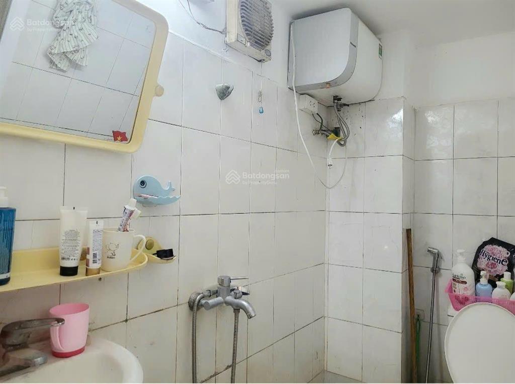 Chính chủ cho nữ thuê phòng tầng 2 ở ngõ 2 tây sơn, đống đa giá 3,5tr/tháng.