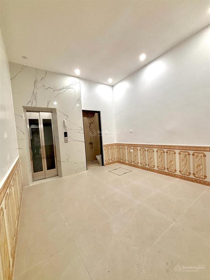 Bán gấp hoa hậu phân lô ô tô tránh 5 tầng thang máy phố đào tấn, vip ba đình 55m2 chỉ 29 tỷ